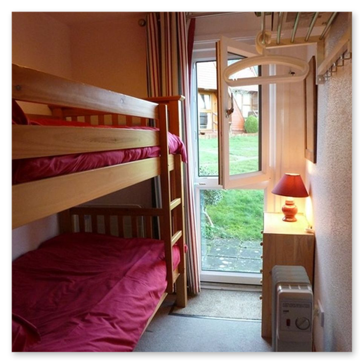 Full sized adult beds provided